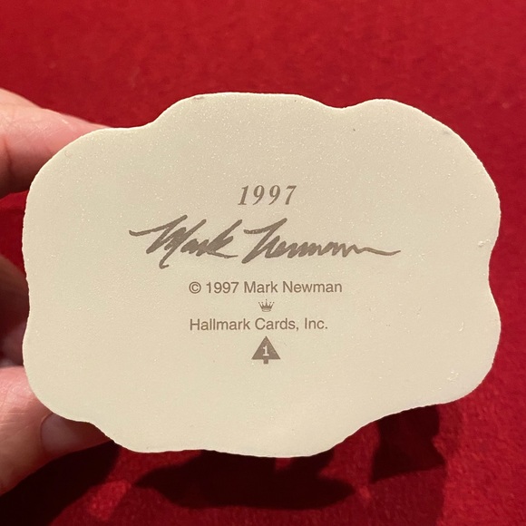 NIB rare Hallmark Keepsake “Snowshoe Rabbits in Winter” ornament - Picture 10 of 11